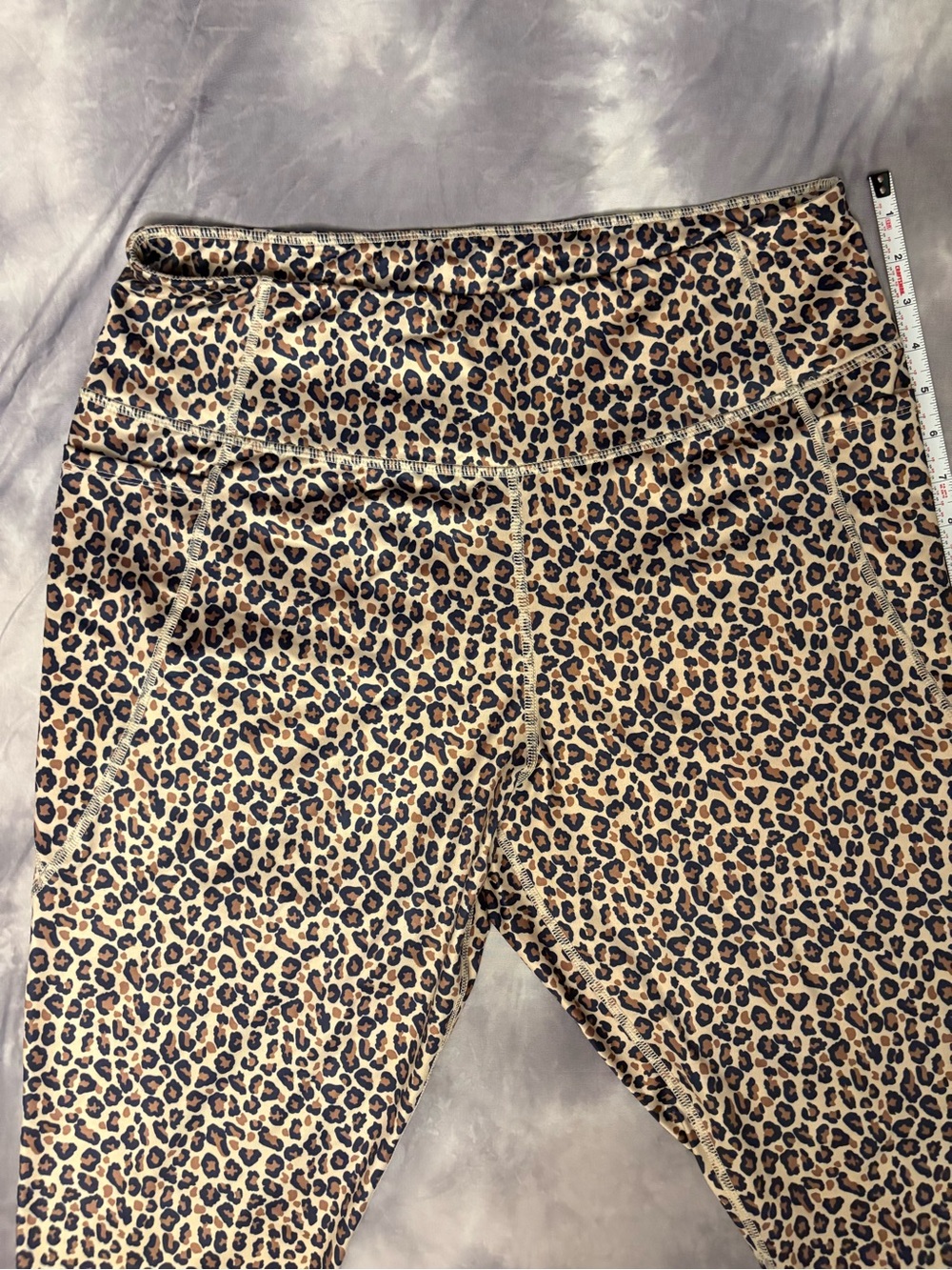 crown & ivy Leopard Print Leggings - Tan & Black